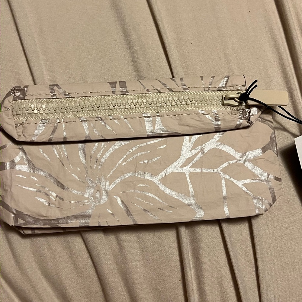 Aloha collection mini pouch